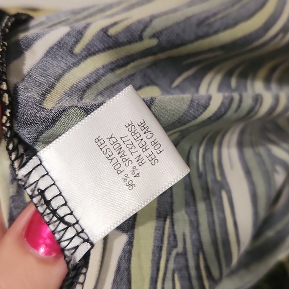 Apt 9nStylish Green and Black Women's‎ Dress - Picture 3 of 4